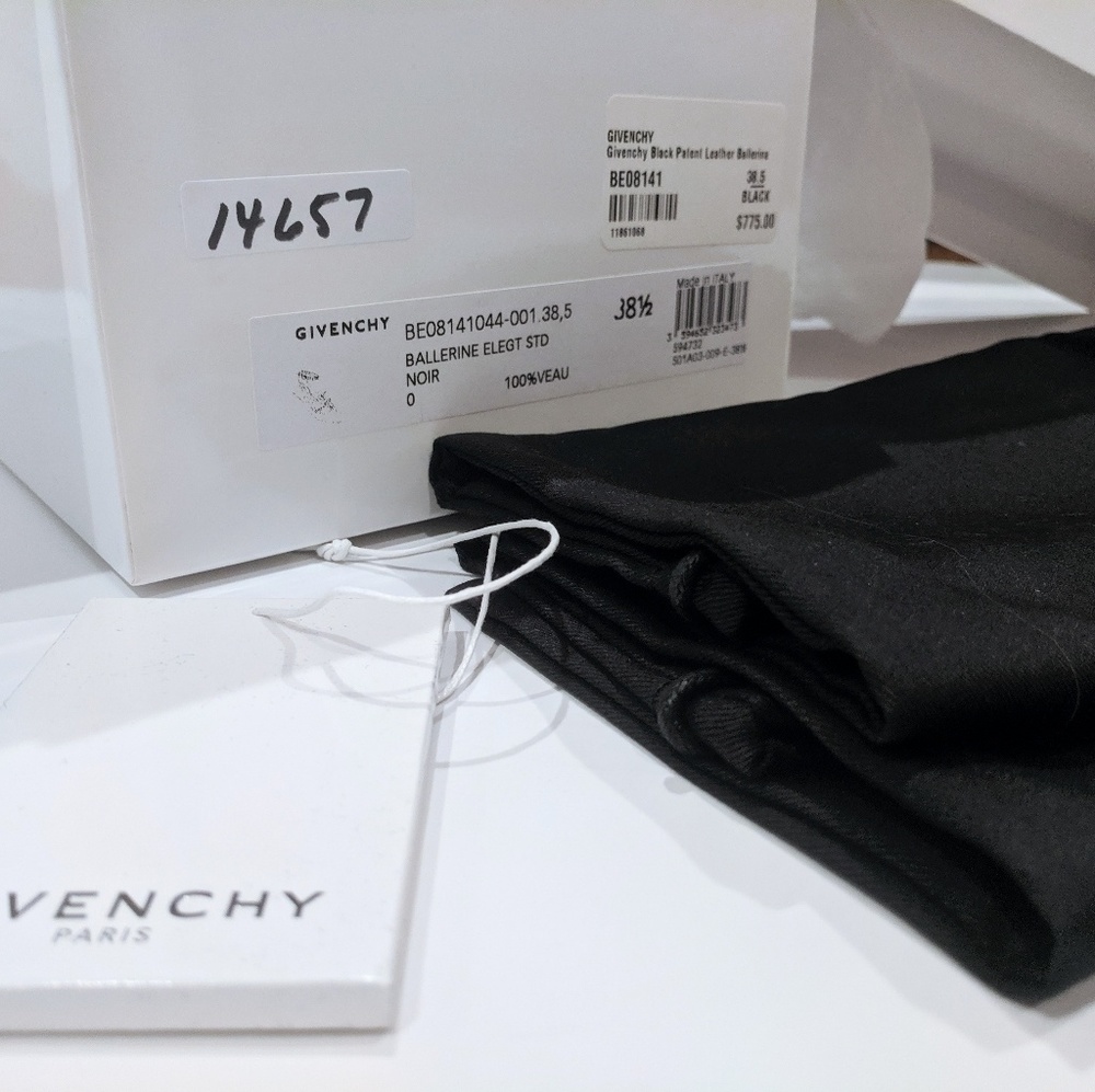 ✔️SOLD ✔️GIVENCHY Piper Stud Ballerina Flats - Picture 5 of 8